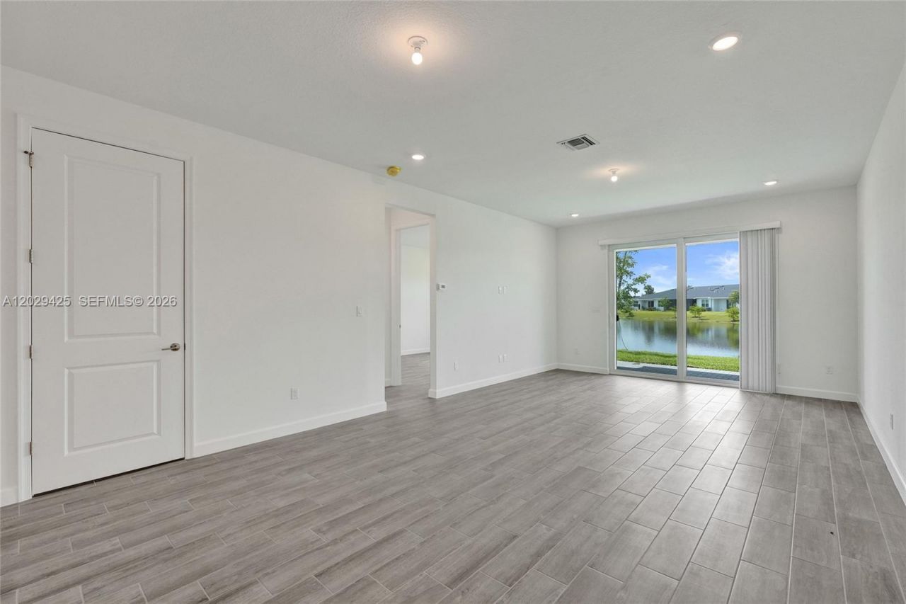 3777 Harborside Ave , Fort Pierce, FL 34946 Photo