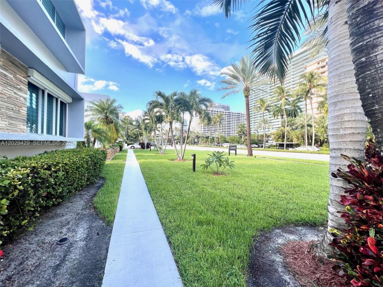 10178 Collins Ave , Unit 107, Bal Harbour, FL 33154 Photo