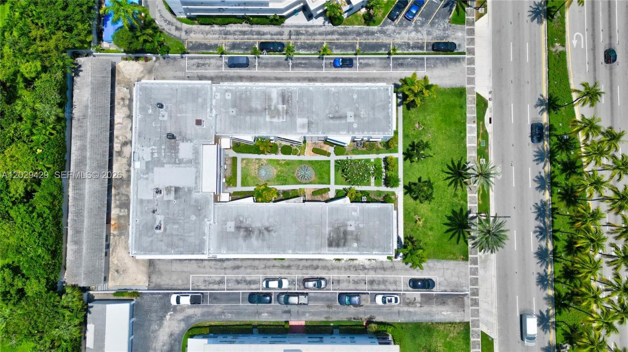10178 Collins Ave , Unit 107, Bal Harbour, FL 33154 Photo