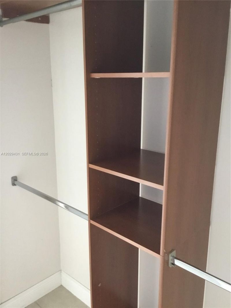 9375 Fontainebleau Blvd, Unit L422, Miami, FL 33172 Photo