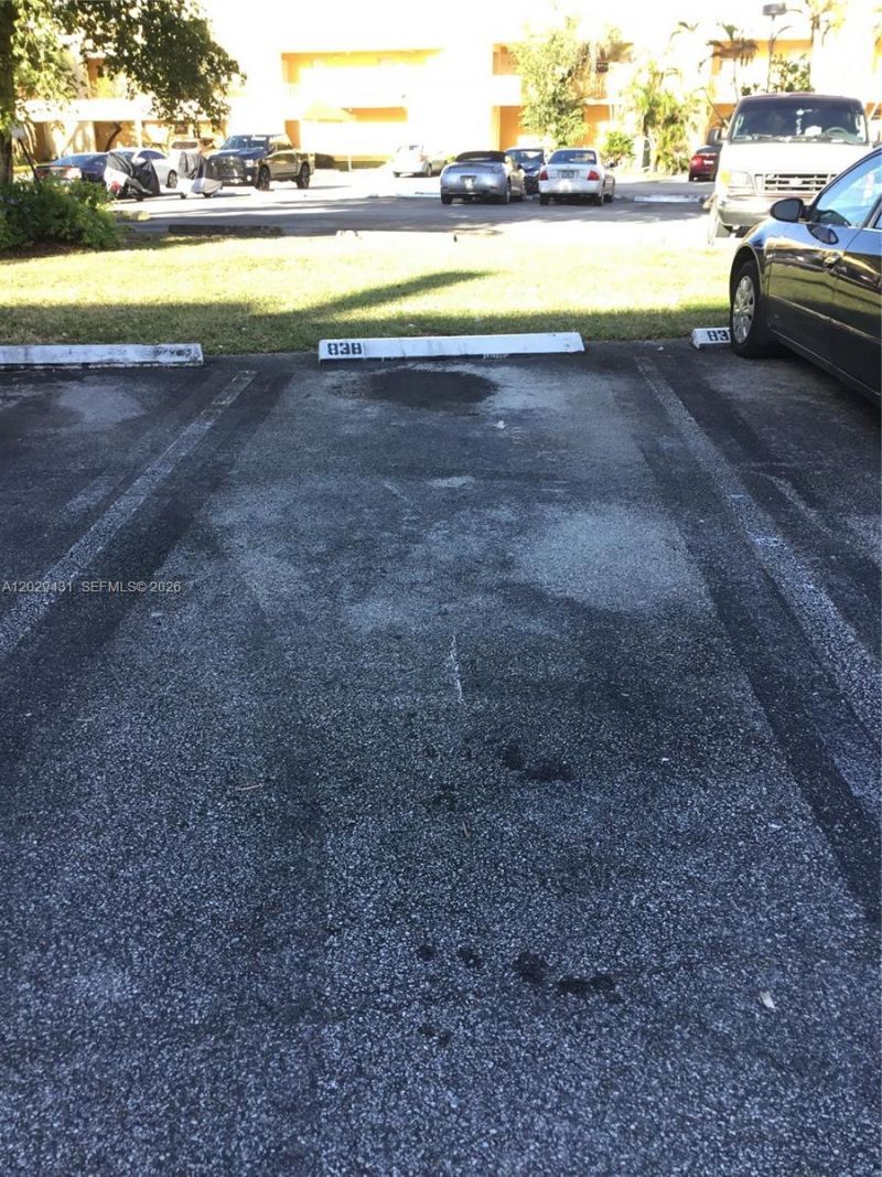 9375 Fontainebleau Blvd, Unit L422, Miami, FL 33172 Photo