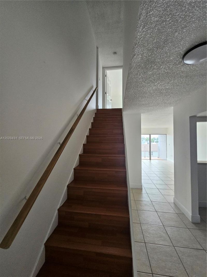 9375 Fontainebleau Blvd, Unit L422, Miami, FL 33172 Photo