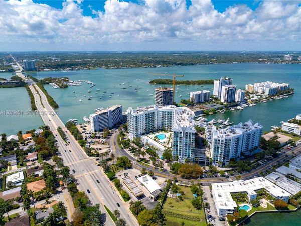 7918 Harbor Island Dr , Unit 311, North Bay Village, FL 33141