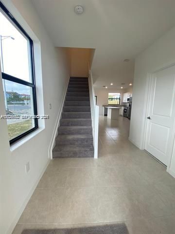 593 NE 208th Ter, Miami, FL 33179 Photo