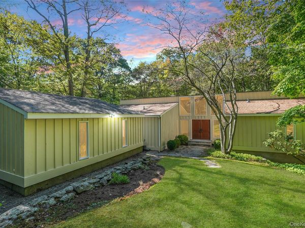 22 Peters Lane, Pound Ridge, NY 10576