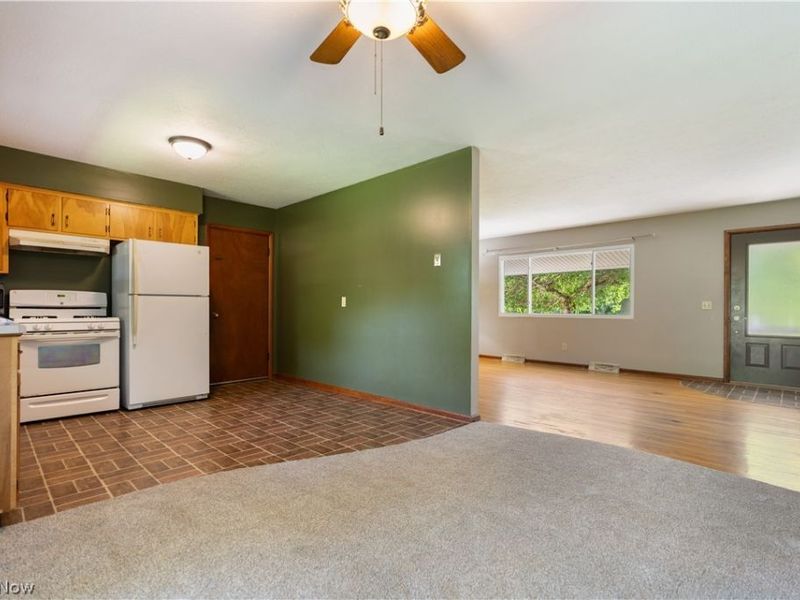 7505 Ivydale Avenue NW, North Canton, OH 44720 Photo 13