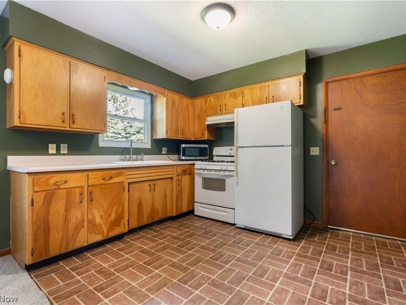 7505 Ivydale Avenue NW, North Canton, OH 44720 Photo 15