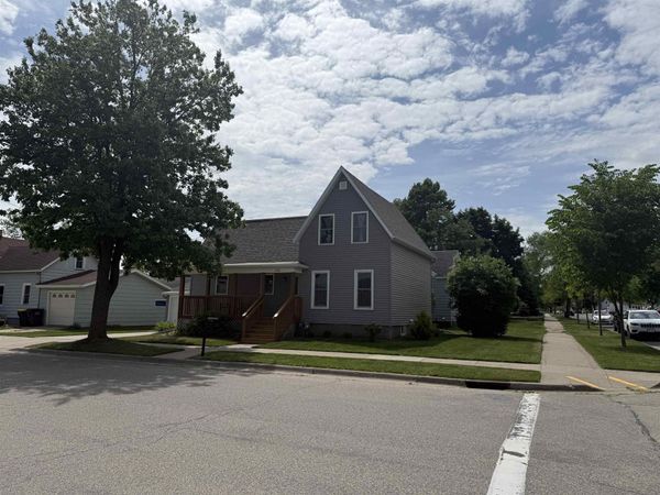 122 W Brownell Street, Tomah, WI 54660