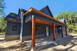 8032 Old Reaves Ferry Rd. photo 4