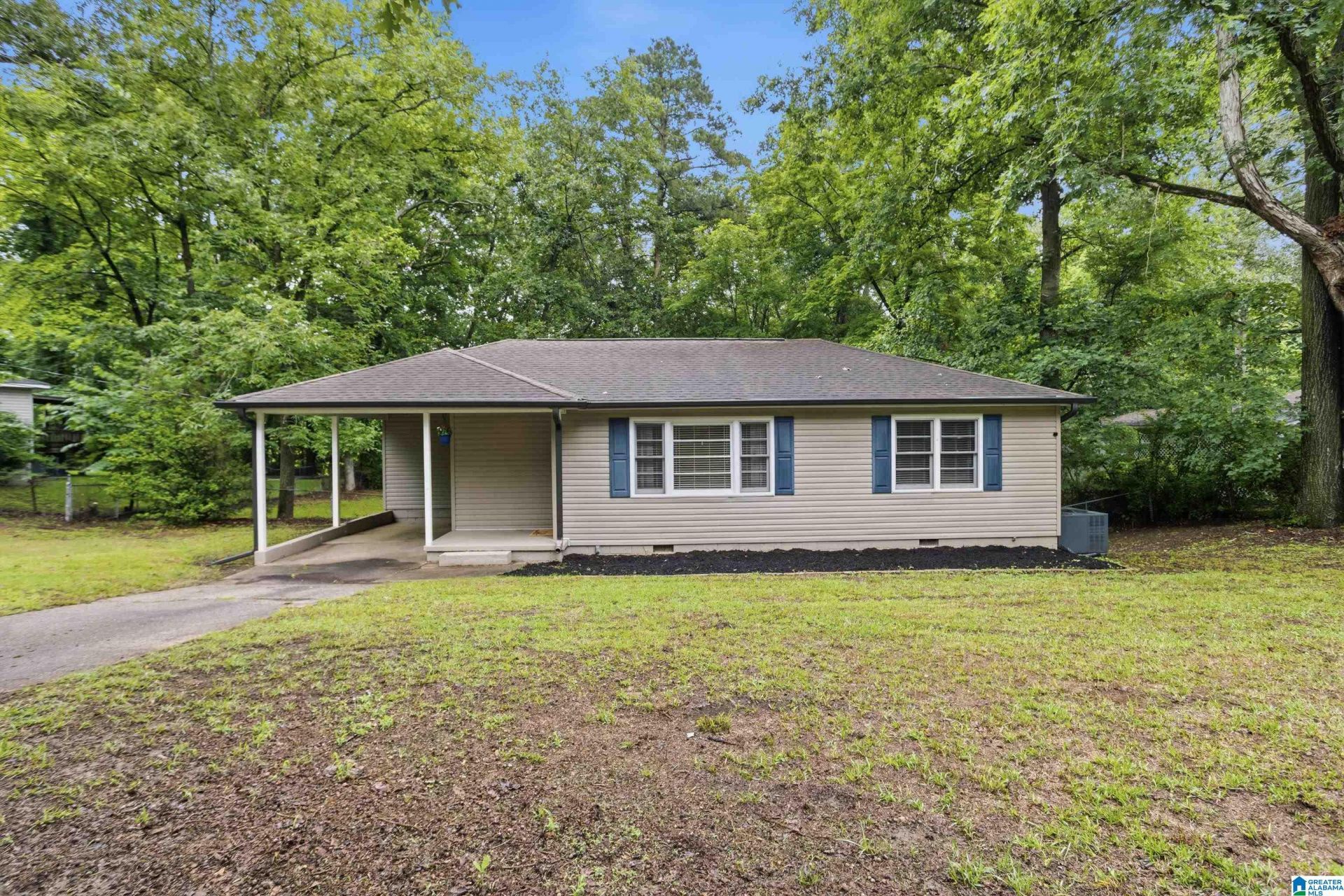866 Westwood Road, Mount Olive, AL 35117 Main Photo