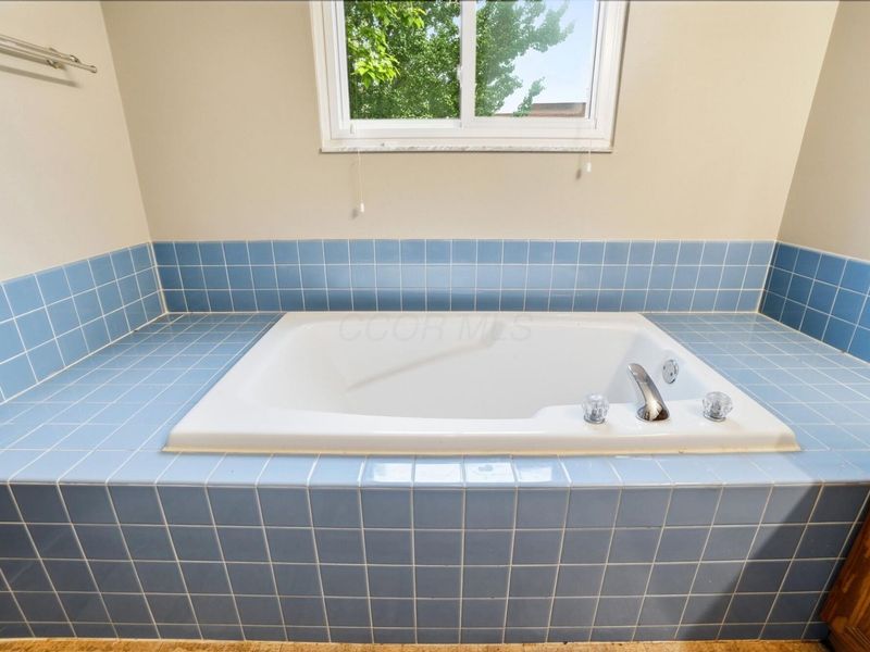 8360 Priestley Drive , Reynoldsburg, OH 43068 Photo 23