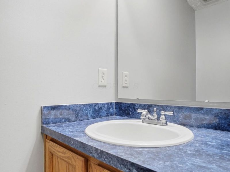 8360 Priestley Drive , Reynoldsburg, OH 43068 Photo 25