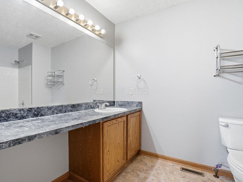8360 Priestley Drive , Reynoldsburg, OH 43068 Photo 27