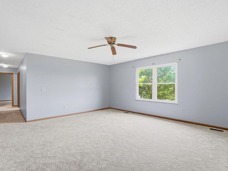 8360 Priestley Drive , Reynoldsburg, OH 43068 Photo 32