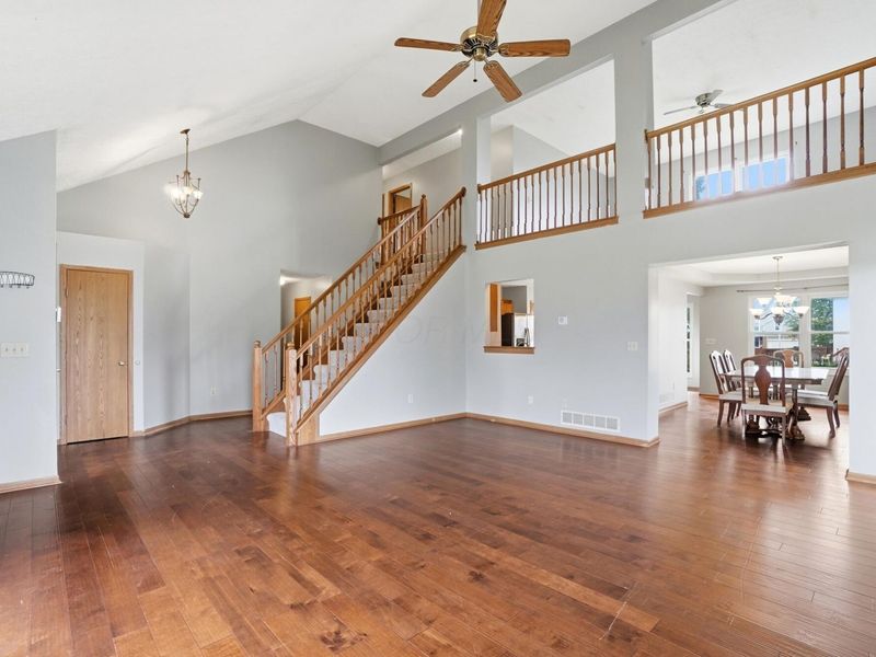 8360 Priestley Drive , Reynoldsburg, OH 43068 Photo 8