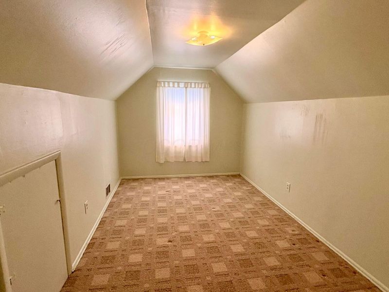 3321 Eakin Road , Columbus, OH 43204 Photo 12