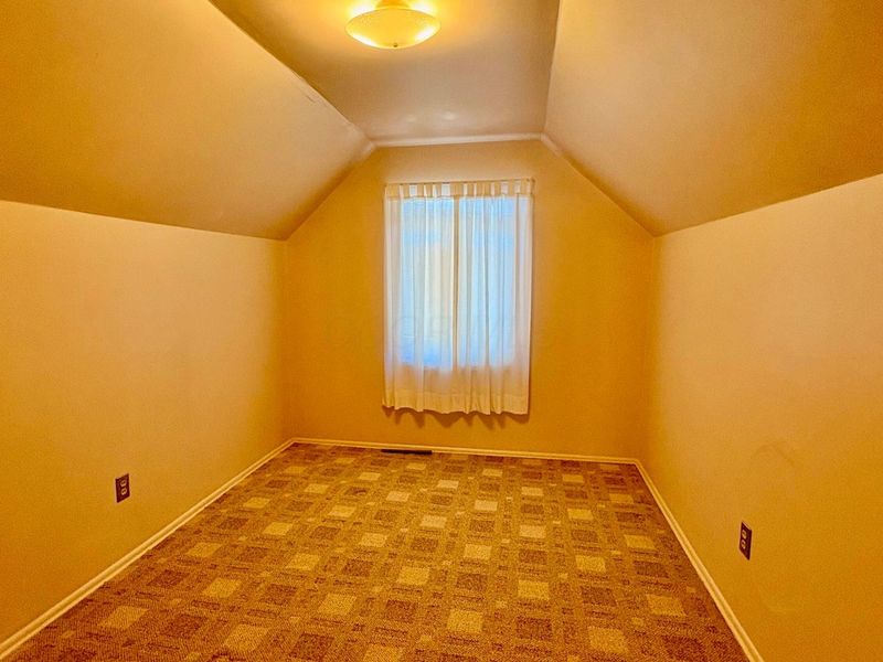 3321 Eakin Road , Columbus, OH 43204 Photo 13