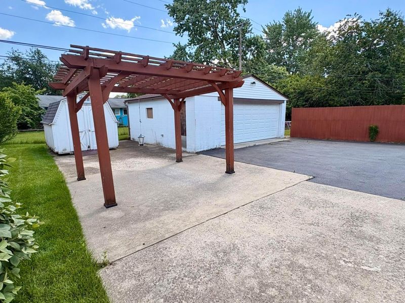 3321 Eakin Road , Columbus, OH 43204 Photo 7