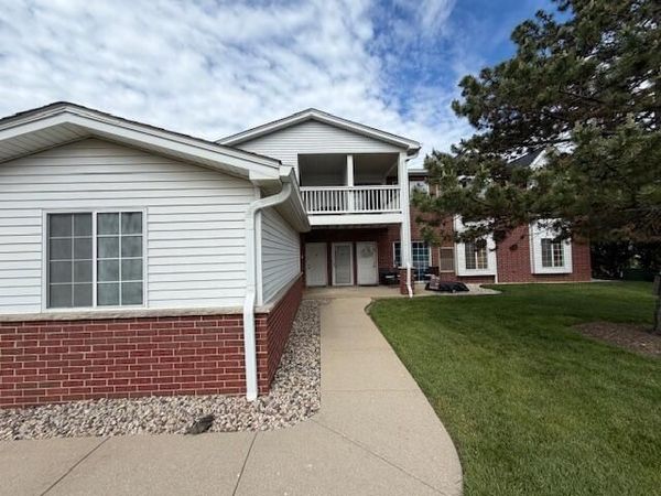 8333 Lexington Pl, Unit 3, Pleasant Prairie, WI 53158
