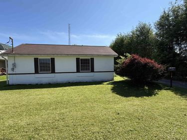 301 Walnut Street, Elkins, WV 26241