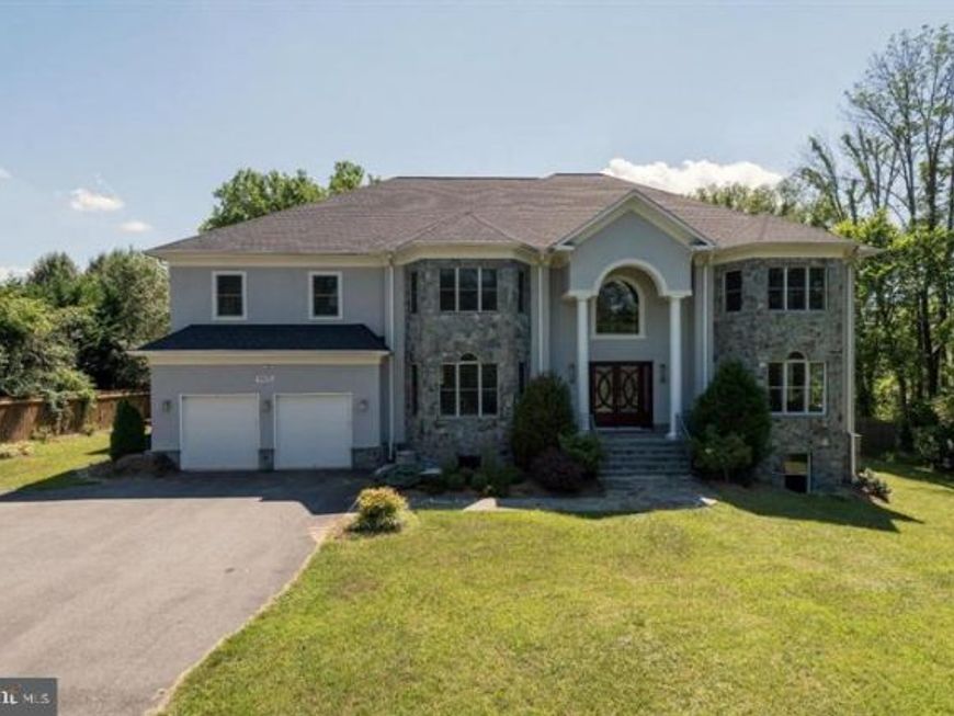 9830 River Rd., Potomac, MD 20854 Main Photo