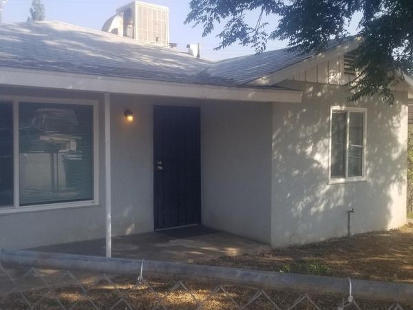 3015 Glenwood Pl, Bakersfield, CA 93306