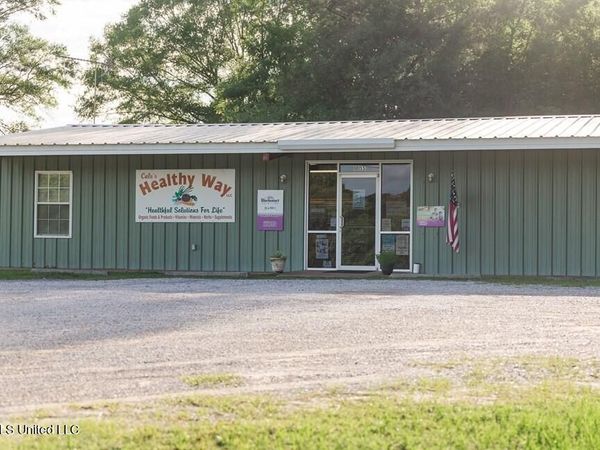 10155 Highway 11 , Poplarville, MS 39470