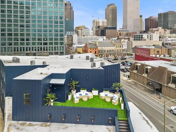 875 OKEEFE Avenue , New Orleans, LA 70113