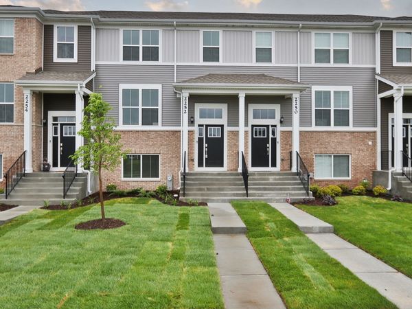 2252 Stonegate Road , Algonquin, IL 60102