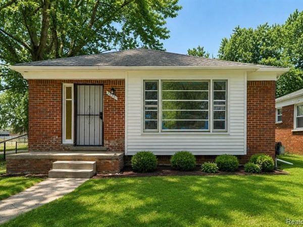 20201 GRANDVILLE Avenue , Detroit, MI 48219