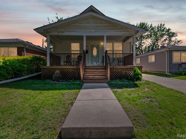 1127 Detroit Avenue , Lincoln Park, MI 48146