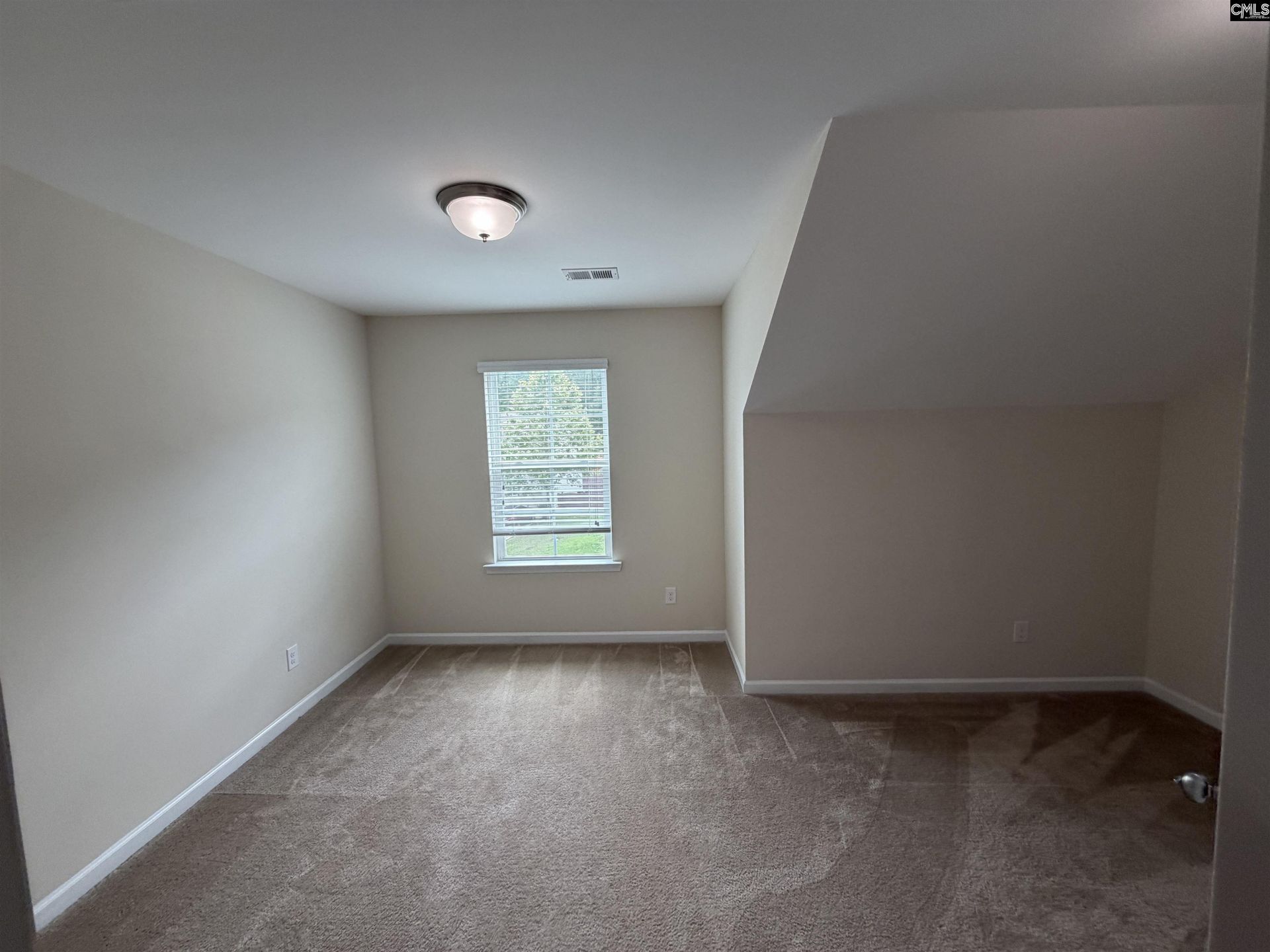 133 Drakewood Drive  Photo 10