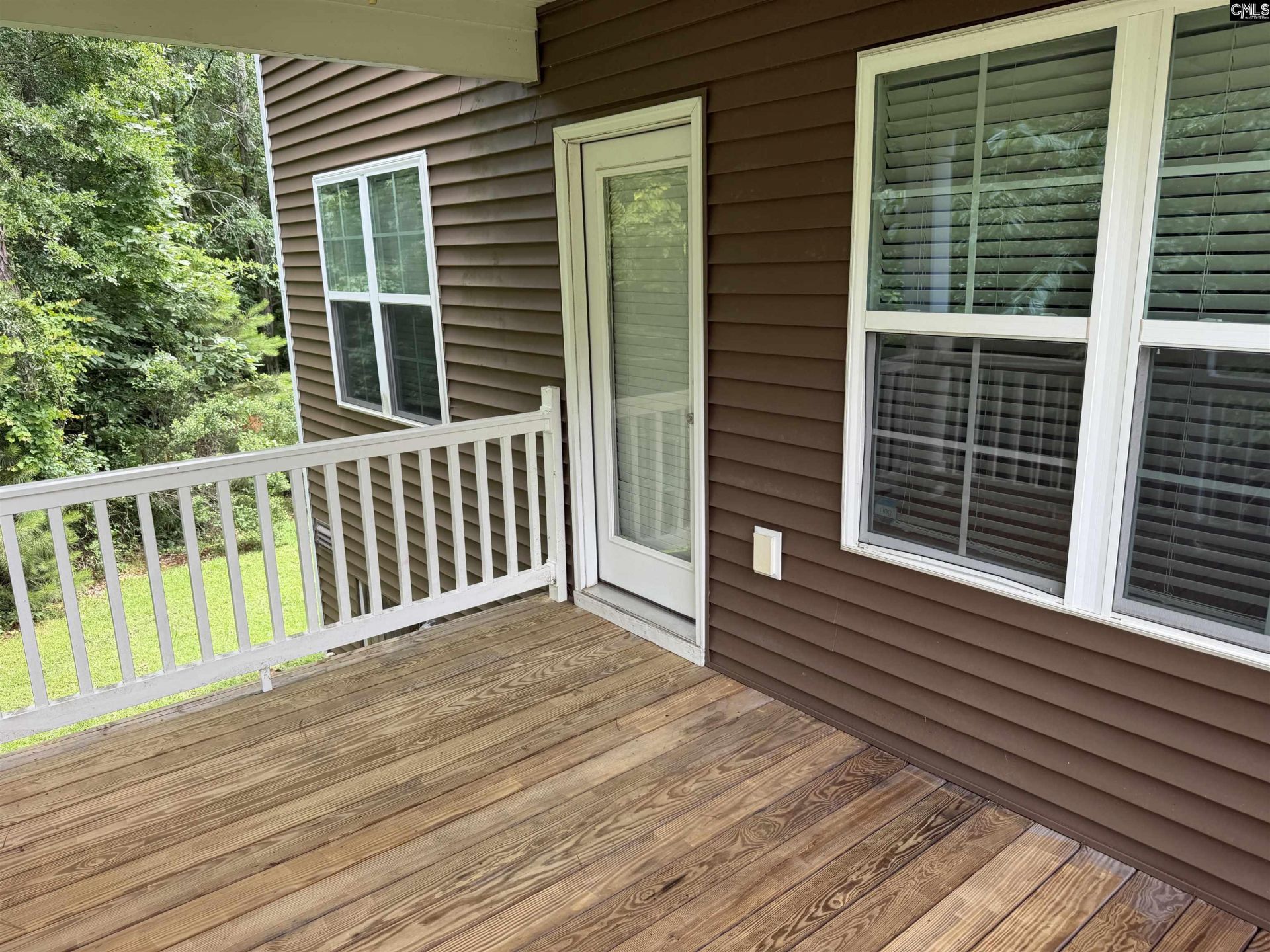133 Drakewood Drive  Photo 15