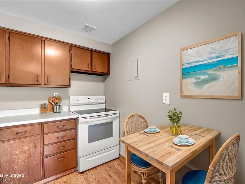 10301 Lake Avenue , Unit 506, Cleveland, OH 44102 Photo 12