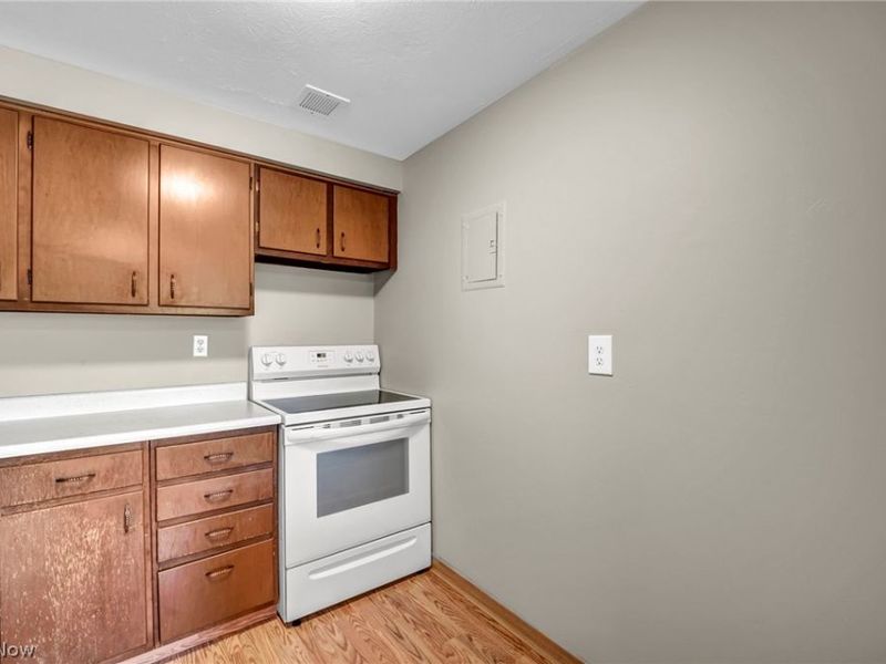 10301 Lake Avenue , Unit 506, Cleveland, OH 44102 Photo 13