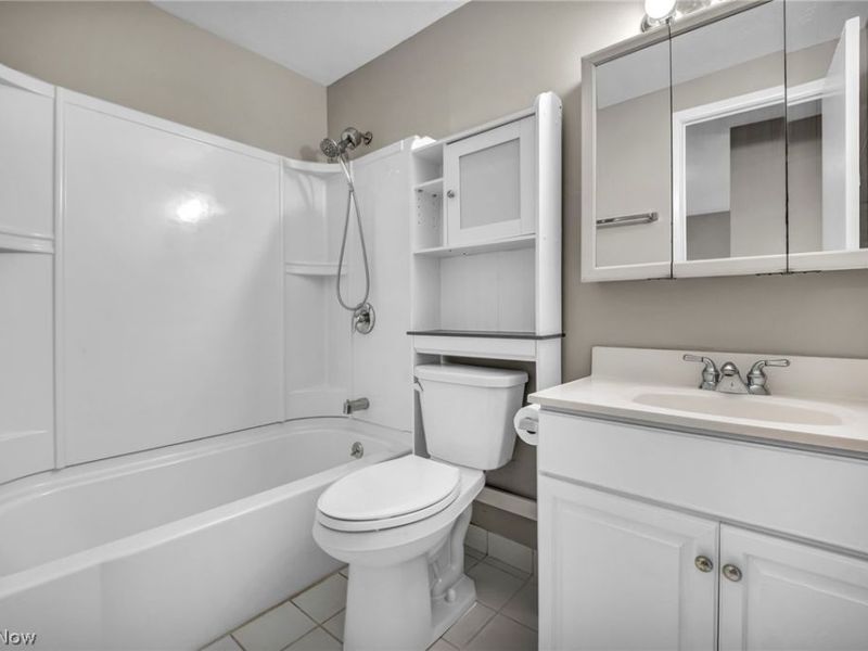 10301 Lake Avenue , Unit 506, Cleveland, OH 44102 Photo 17