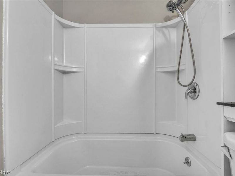 10301 Lake Avenue , Unit 506, Cleveland, OH 44102 Photo 19