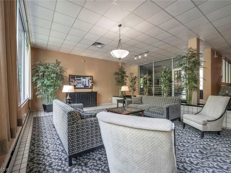 10301 Lake Avenue , Unit 506, Cleveland, OH 44102 Photo 34