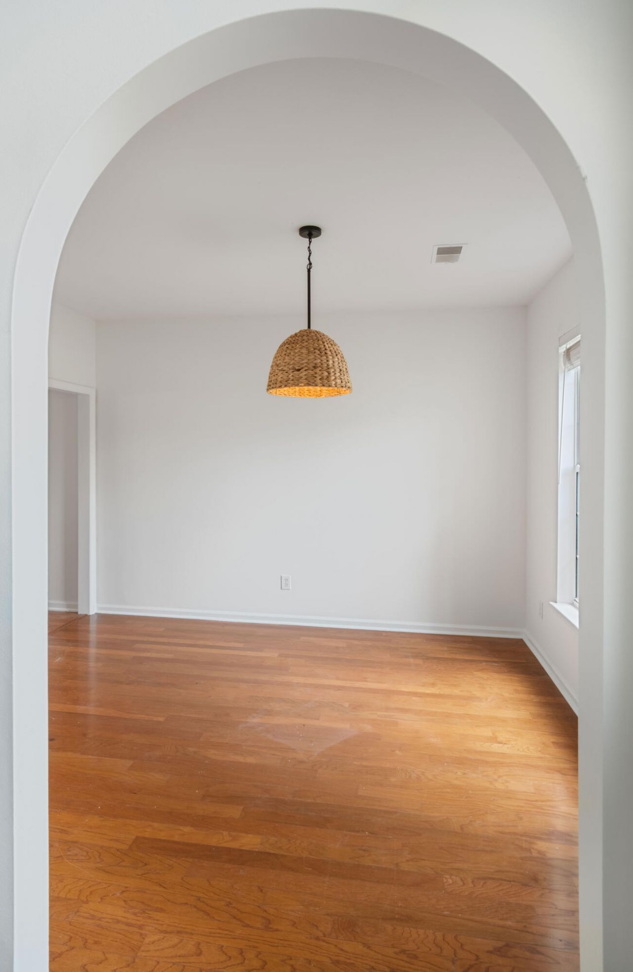 8705 Birnam Court Photo 16