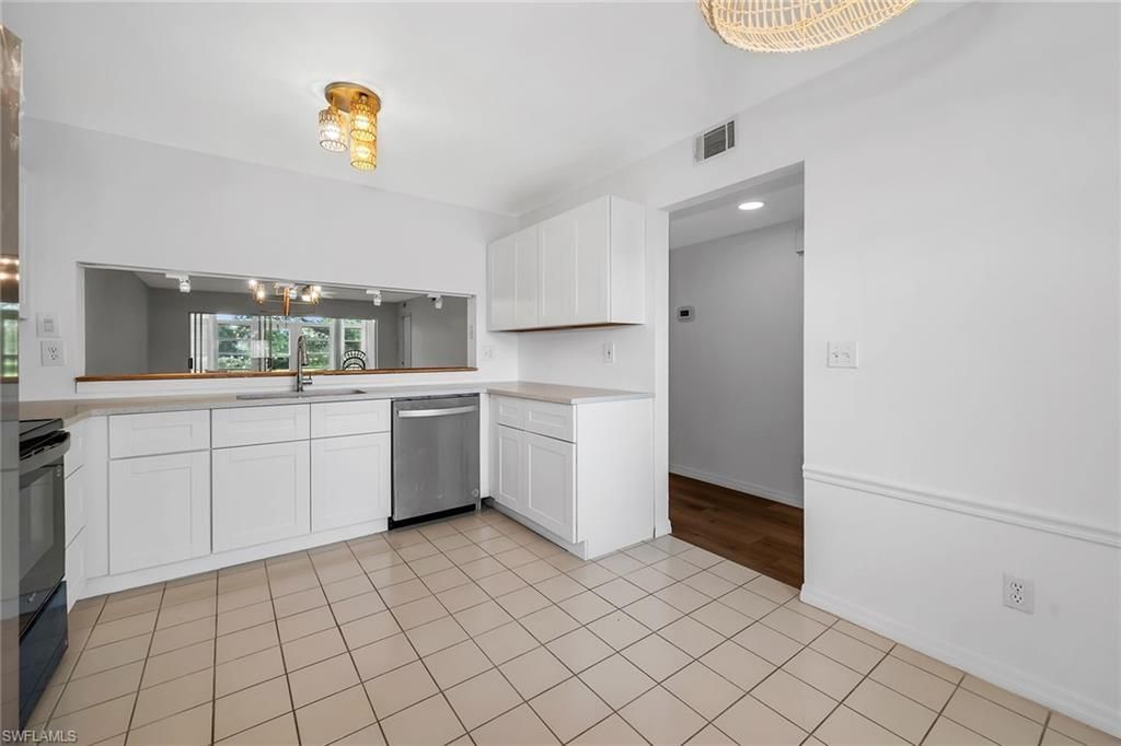 208 Furse Lakes Cir , Unit D6, Naples, FL 34104 Photo