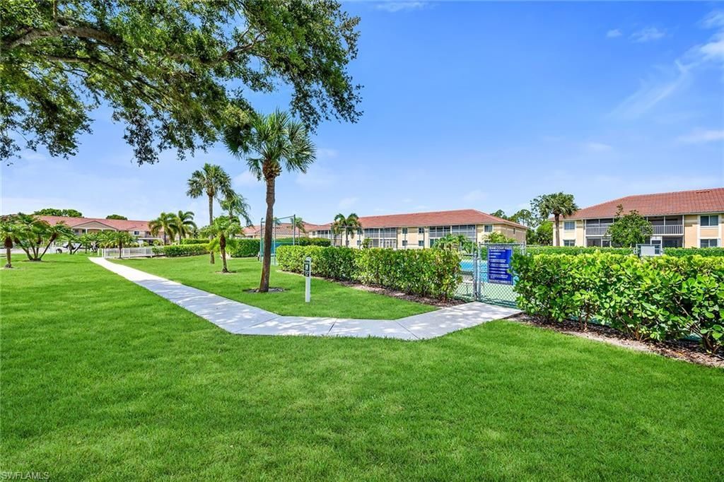 208 Furse Lakes Cir , Unit D6, Naples, FL 34104 Photo