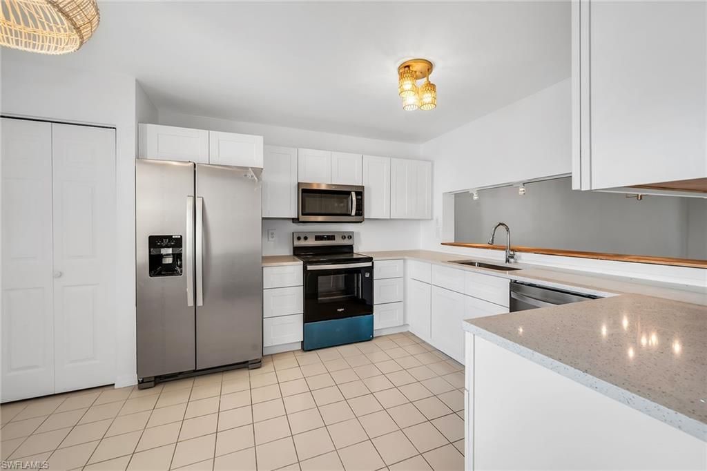 208 Furse Lakes Cir , Unit D6, Naples, FL 34104 Photo