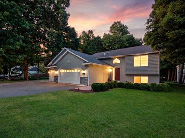 842 Colby Street, Taylors Falls, MN 55084