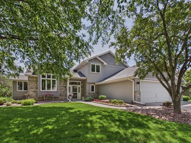 3509 92nd Avenue N, Brooklyn Park, MN 55443