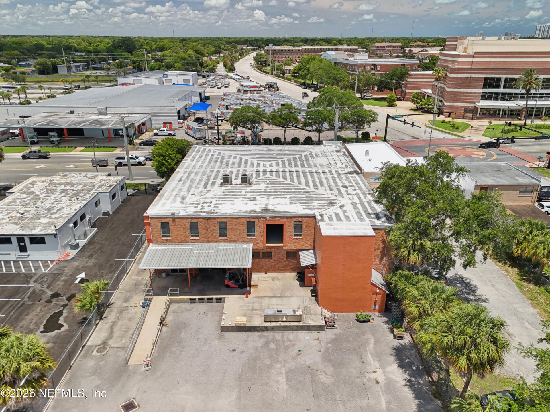 711 W Intl Speedway Boulevard W, Daytona Beach, FL 32114 Photo