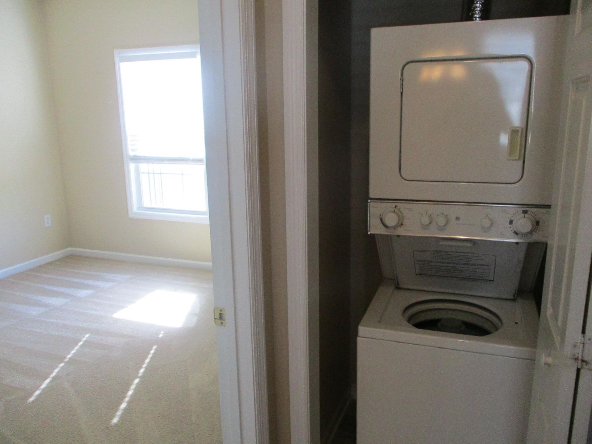 2060 Cross Gate Blvd. Photo 11