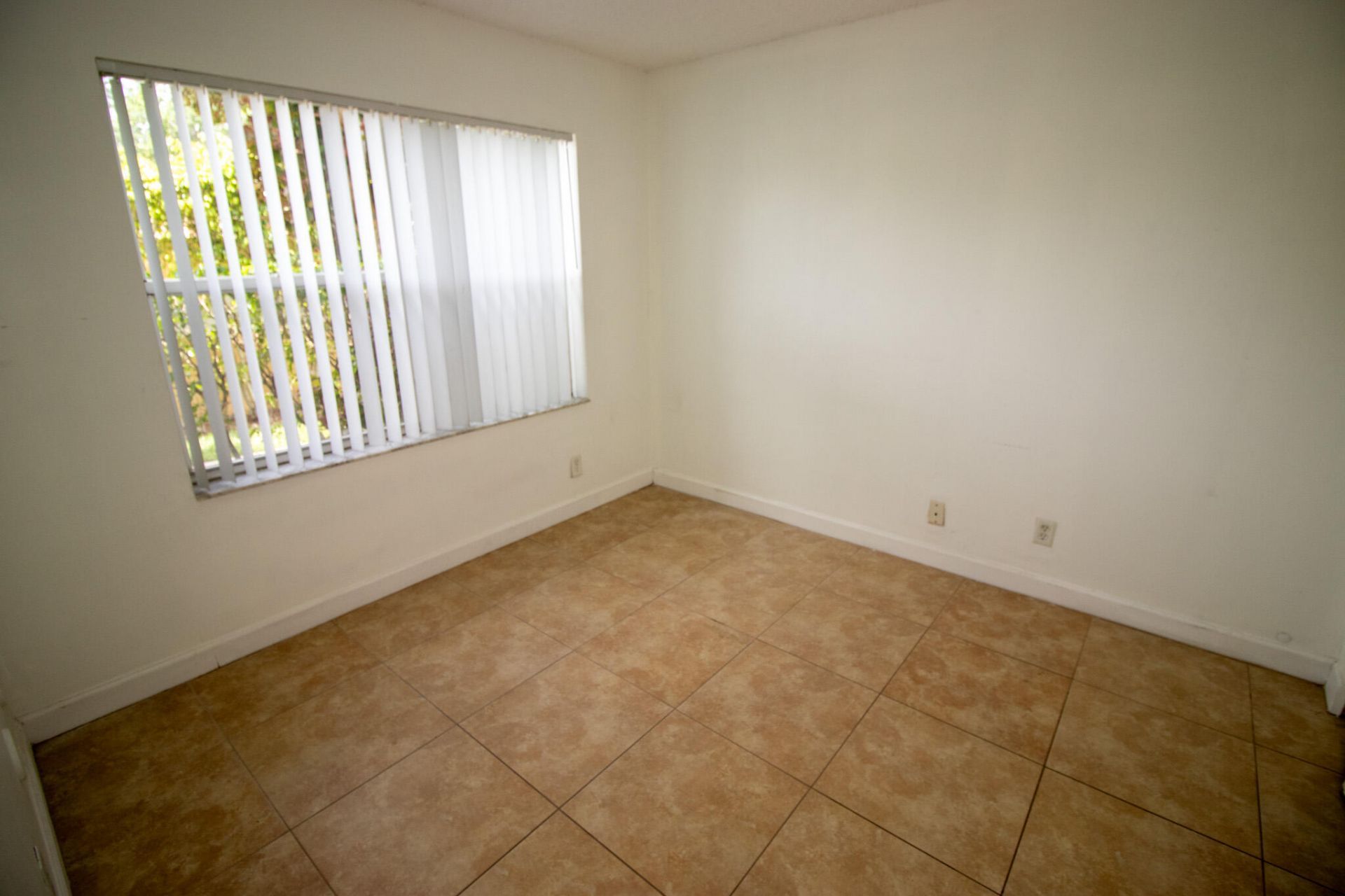 7610 Westwood Drive, Unit 102, Tamarac, FL 33321 Photo