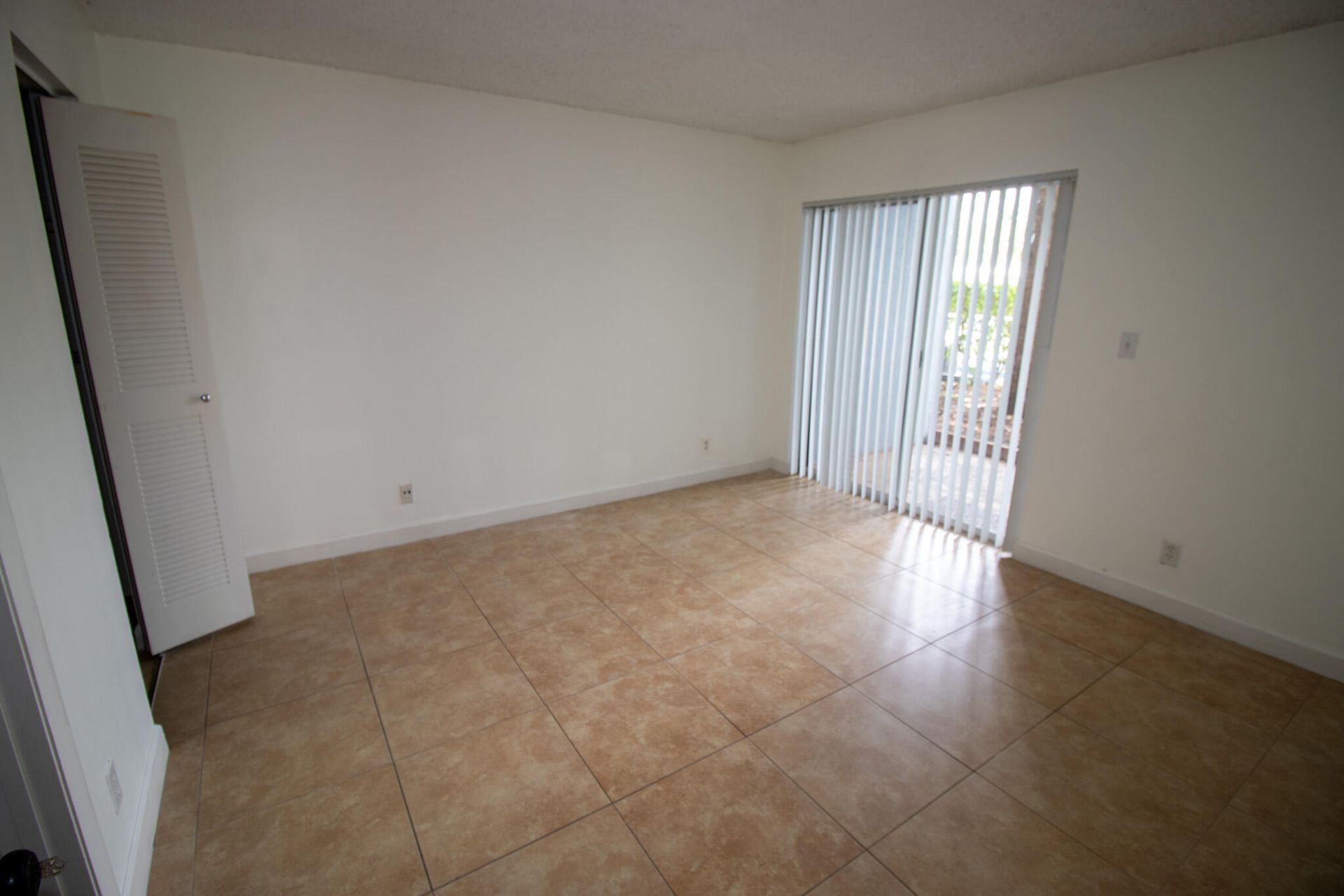 7610 Westwood Drive, Unit 102, Tamarac, FL 33321 Photo