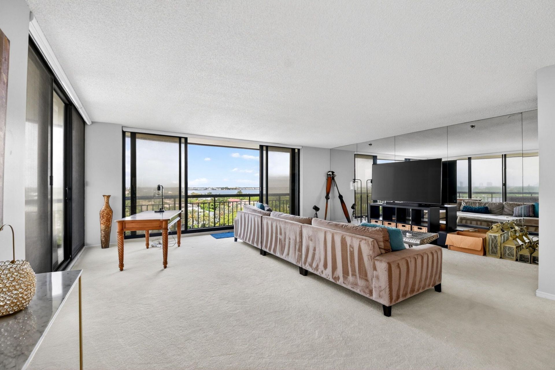 4100 N Ocean Drive, Unit 604, Singer Island, FL 33404 Photo