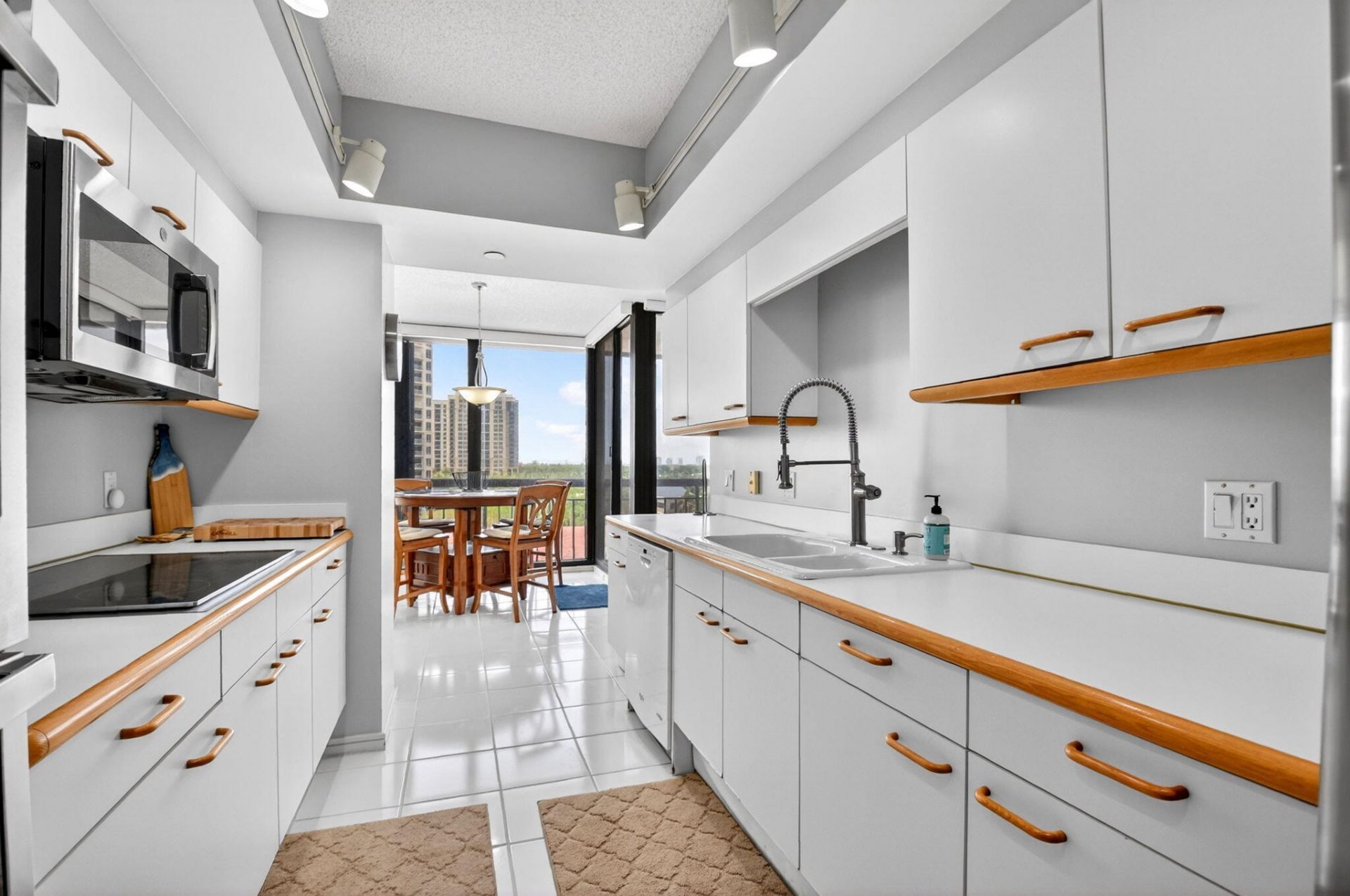 4100 N Ocean Drive, Unit 604, Singer Island, FL 33404 Photo